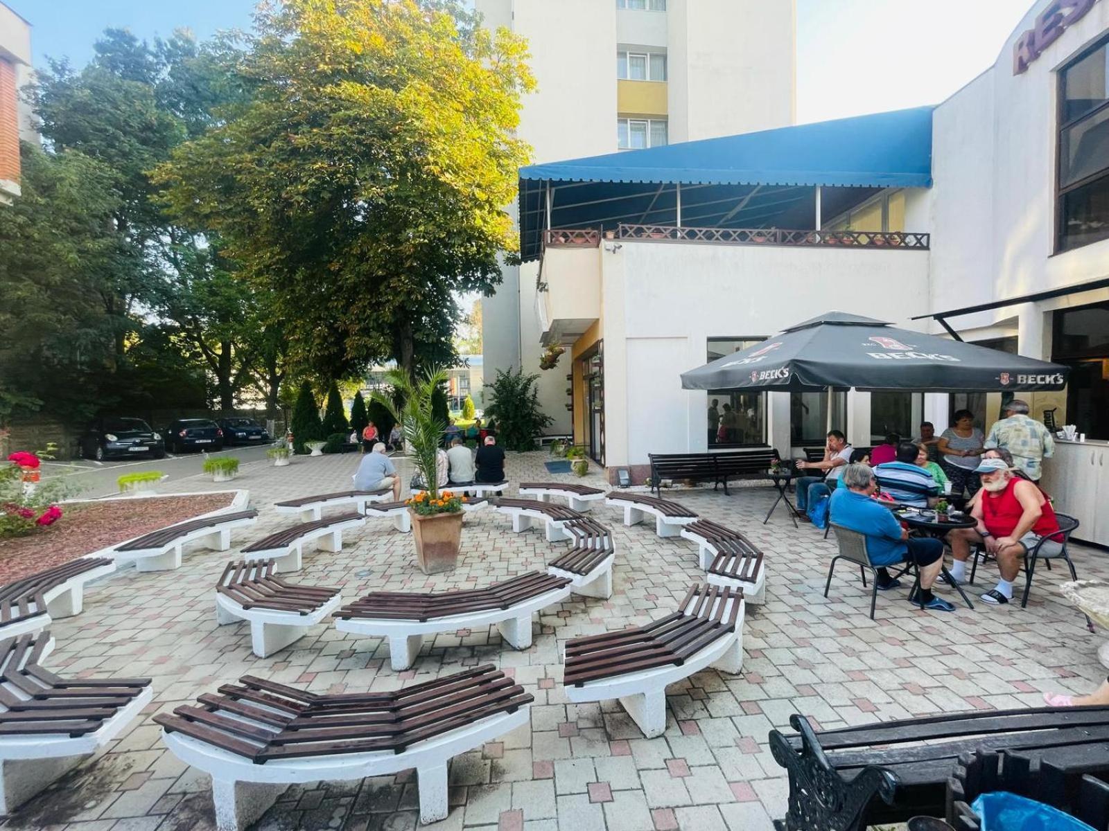 Hotel Silvana Бузіаш Екстер'єр фото